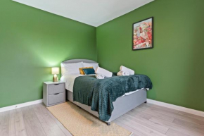 Beautiful 3 Bedroom House Dover near Town Free Parking